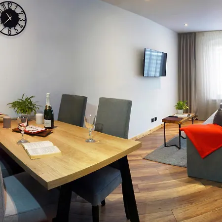 Kamienica Na Nowo * Mrągowo